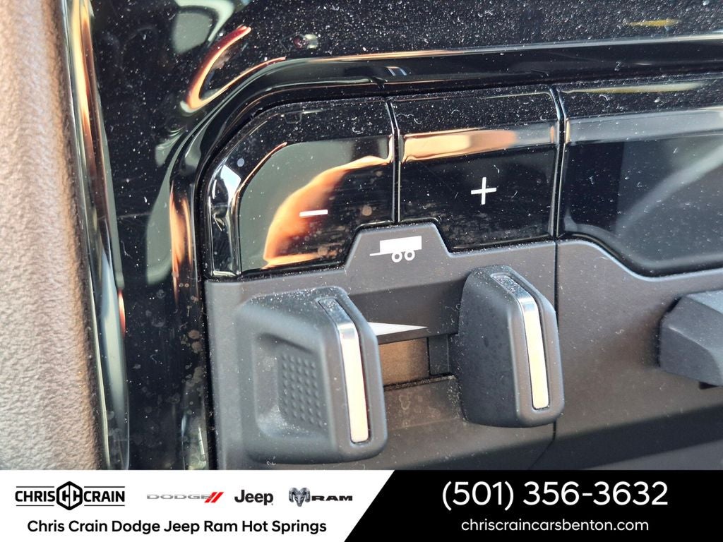 2021 RAM 2500 Laramie Crew Cab 4x4 6'4' Box