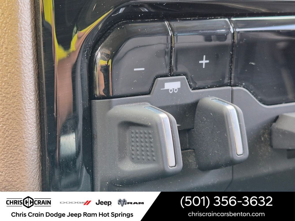 2024 RAM 2500 Laramie Crew Cab 4x4 6'4' Box