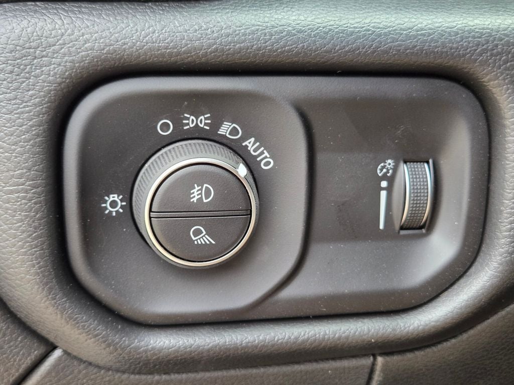 2026 RAM Ram 2500 RAM 2500 TRADESMAN CREW CAB 4X4 8' BOX