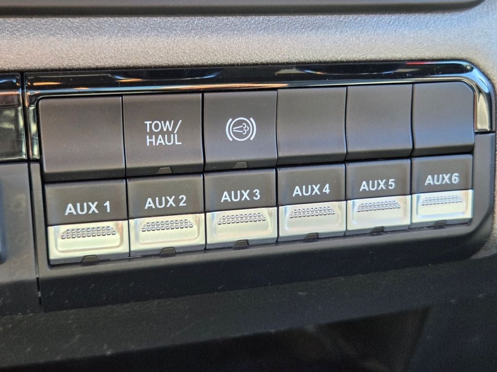 2024 RAM 5500 Chassis Tradesman/SLT