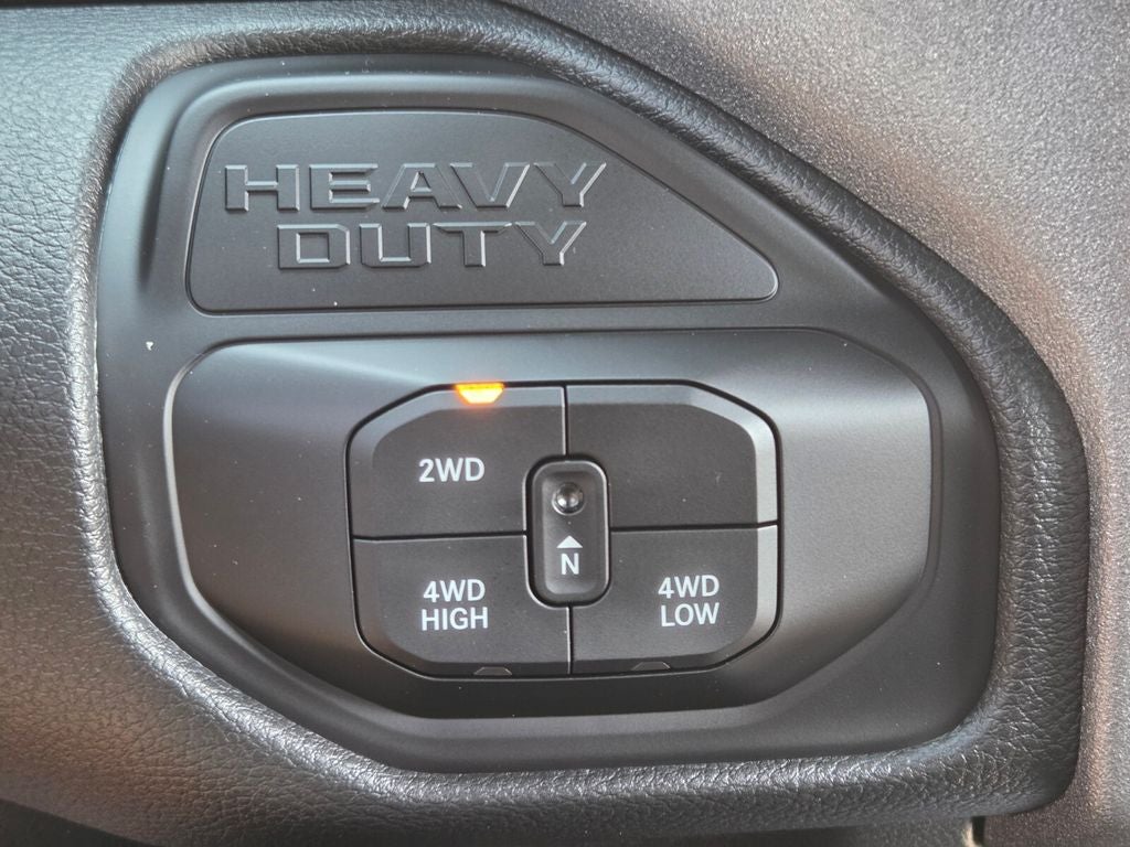 2026 RAM Ram 3500 Chassis Cab RAM 3500 TRADESMAN CREW CAB CHASSIS 4X4 60' CA