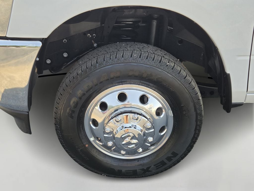 2026 RAM Ram 3500 Chassis Cab RAM 3500 TRADESMAN CREW CAB CHASSIS 4X4 60' CA