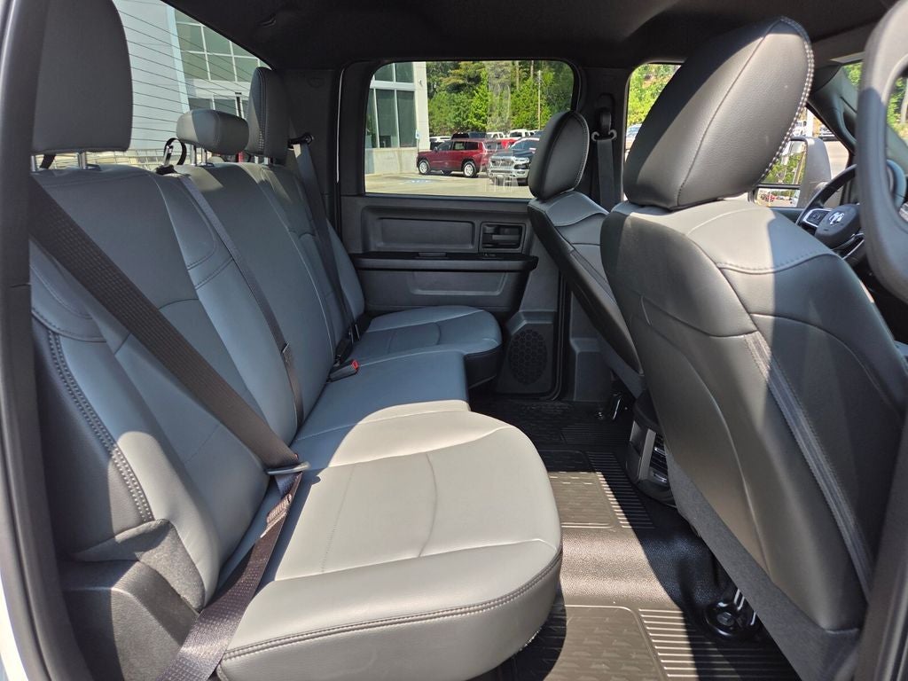 2026 RAM Ram 3500 Chassis Cab RAM 3500 TRADESMAN CREW CAB CHASSIS 4X4 60' CA