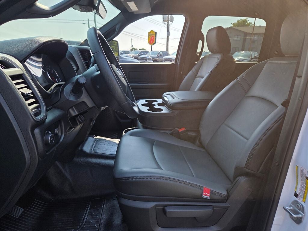 2026 RAM Ram 3500 Chassis Cab RAM 3500 TRADESMAN CREW CAB CHASSIS 4X4 60' CA