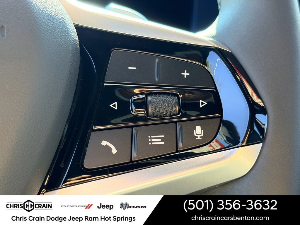 2025 BMW 330i xDrive