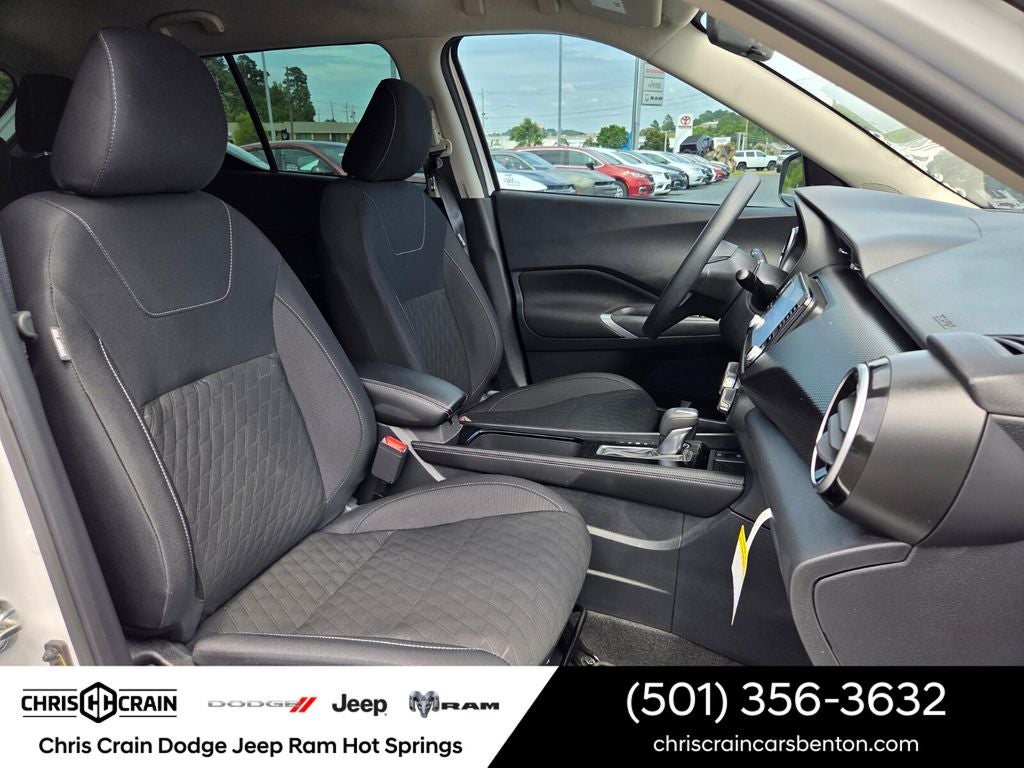 2024 Nissan Kicks SV Xtronic CVT
