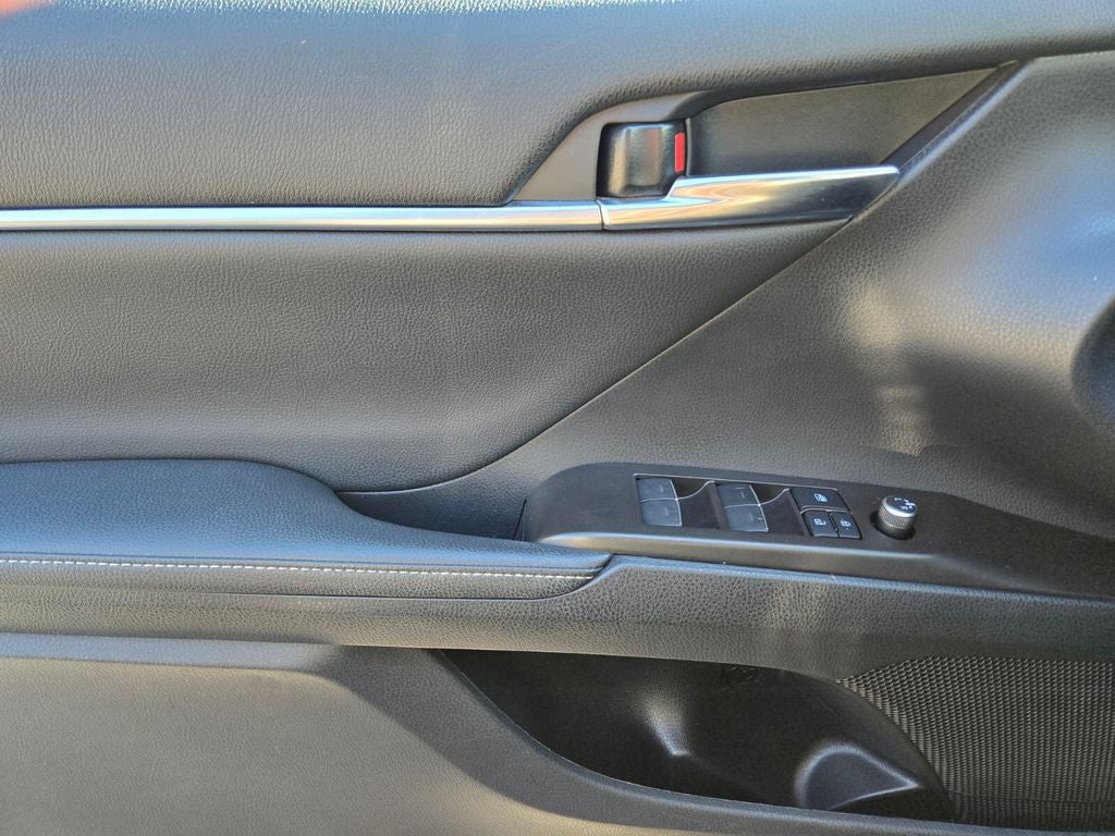 2021 Toyota Camry XSE Hybrid