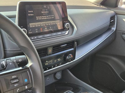 2022 Nissan Rogue SV FWD