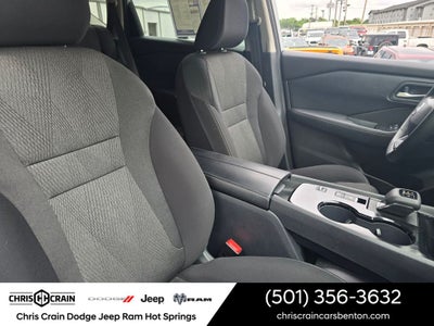 2024 Nissan Rogue SV FWD