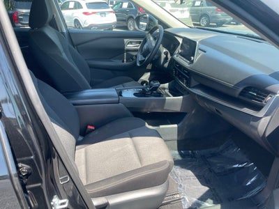 2025 Nissan Rogue SV FWD