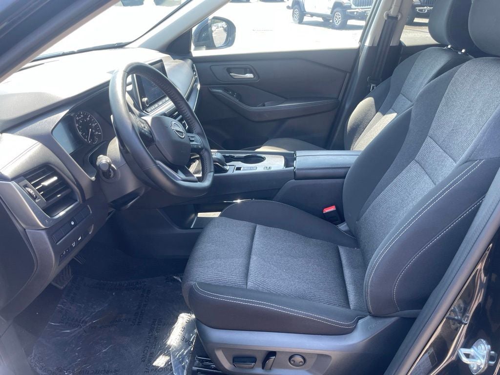 2025 Nissan Rogue SV FWD