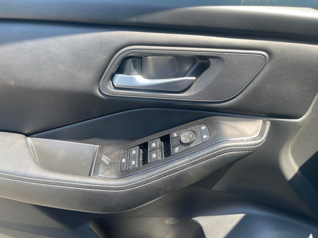 2025 Nissan Rogue SV FWD