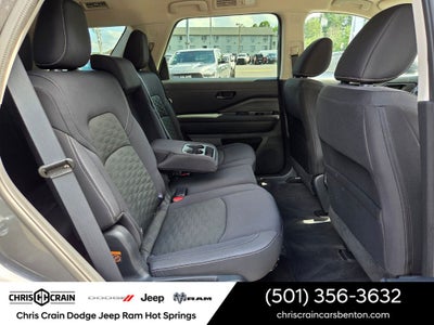 2024 Nissan Pathfinder SV 4WD