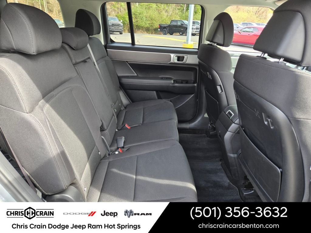 2025 Hyundai Santa Fe SE