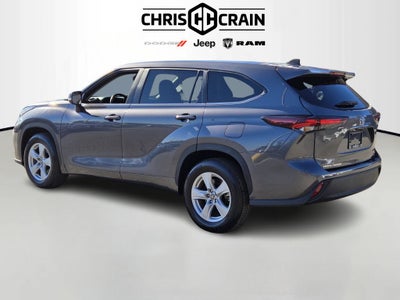 2024 Toyota Highlander LE