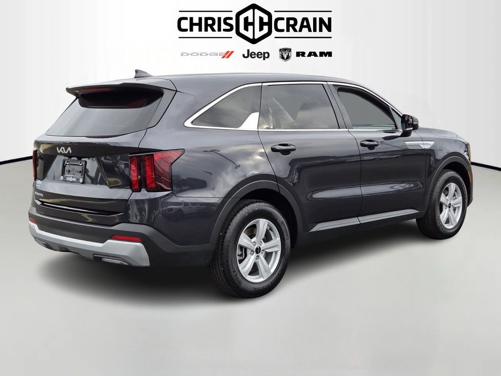 2025 Kia Sorento LX