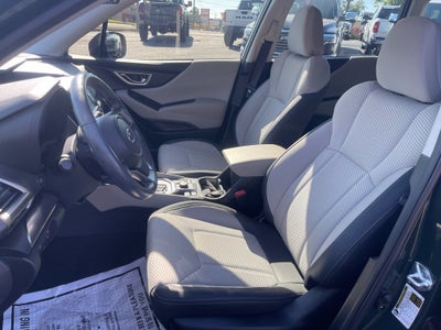 2024 Subaru Forester Premium