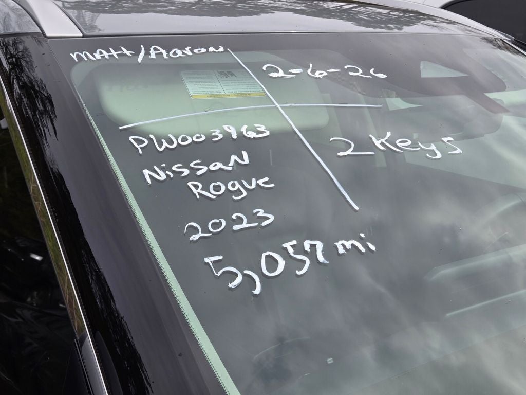 2023 Nissan Rogue SL FWD