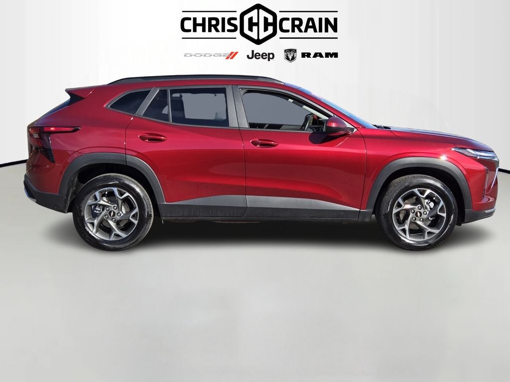 2025 Chevrolet Trax FWD LT