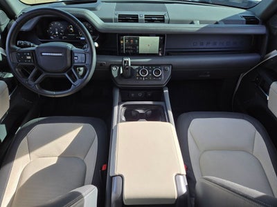 2024 Land Rover Defender 110 P400 X-Dynamic SE