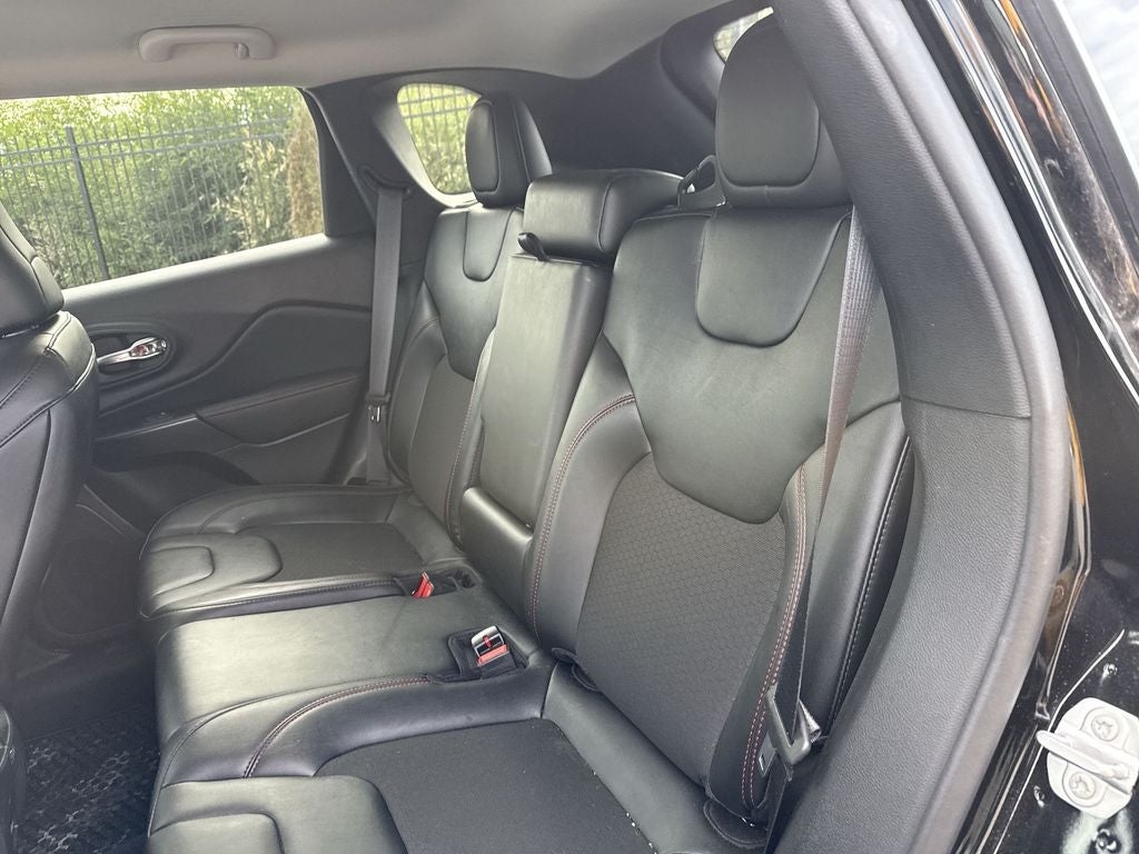 2022 Jeep Cherokee Trailhawk