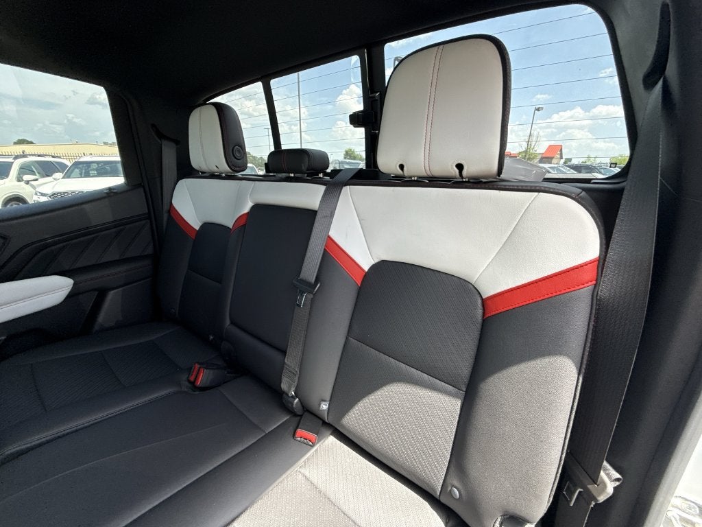 2023 GMC Canyon AT4X