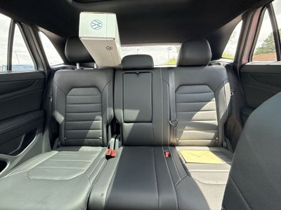 2025 Volkswagen Atlas Cross Sport 2.0T SEL R-Line Black