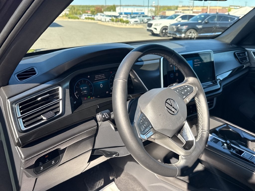 2026 Volkswagen Atlas Cross Sport SE w/Technology