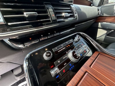 2024 Lincoln Navigator Premiere