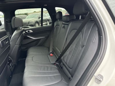 2020 BMW X5 M50i