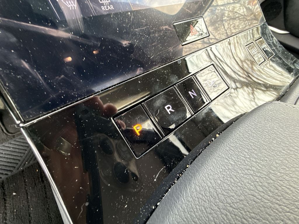 2025 INFINITI QX80 LUXE