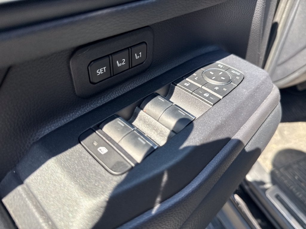 2025 Toyota Land Cruiser Base Hybrid