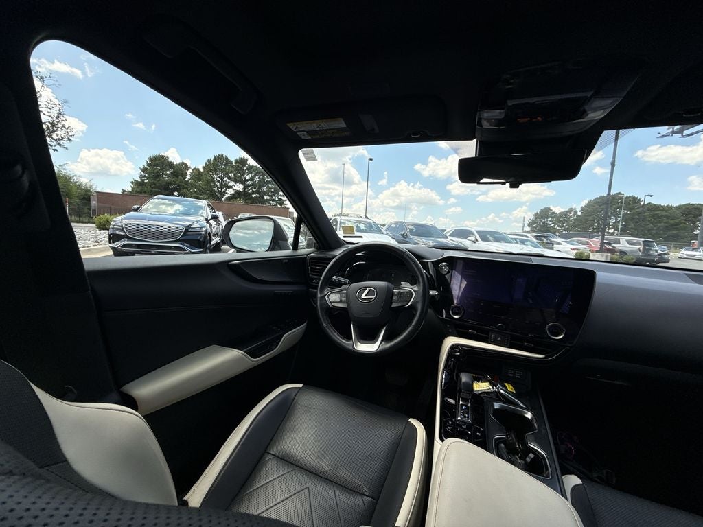 2022 Lexus NX 350h Luxury