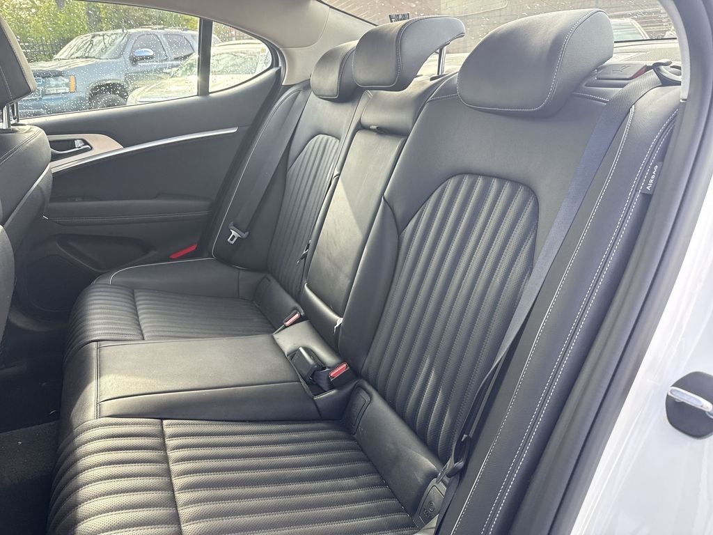 2026 Genesis G70 2.5T Prestige