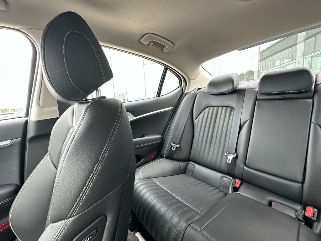 2026 Genesis G70 2.5T Prestige