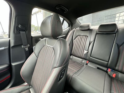 2024 Genesis G70 2.5T