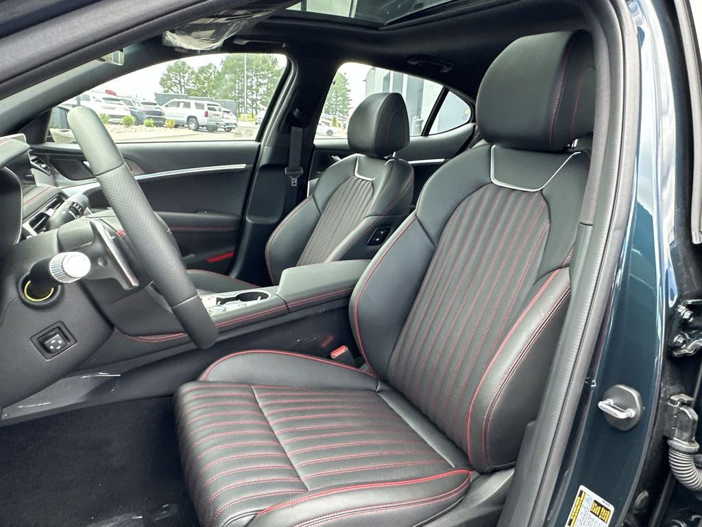 2024 Genesis G70 2.5T