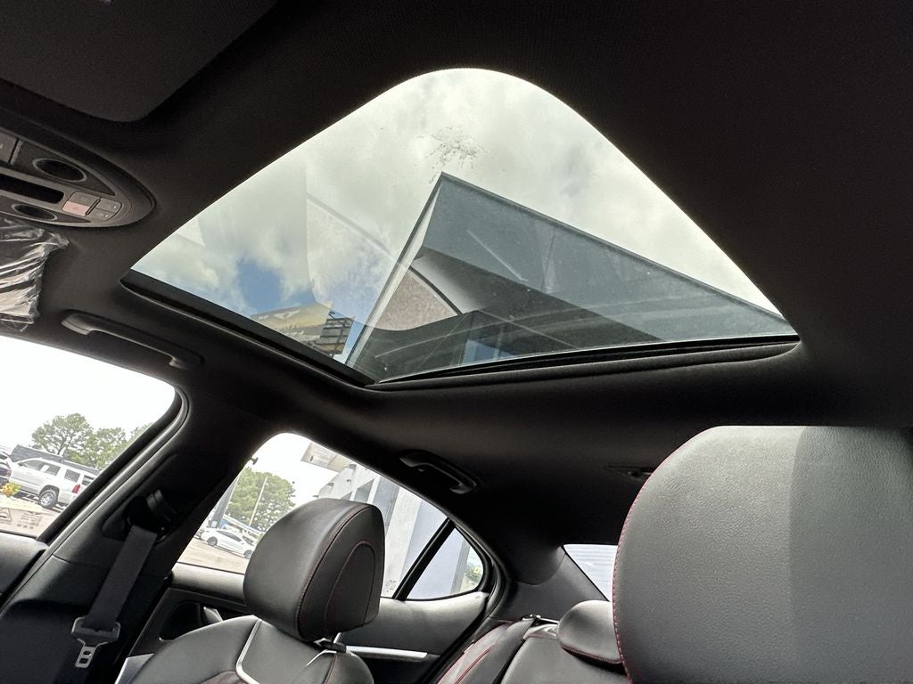 2024 Genesis G70 2.5T