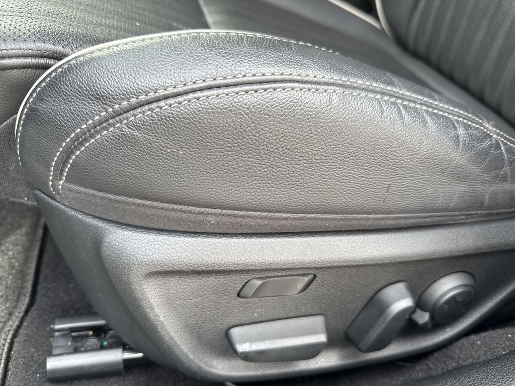 2019 Genesis G70 3.3T Advanced