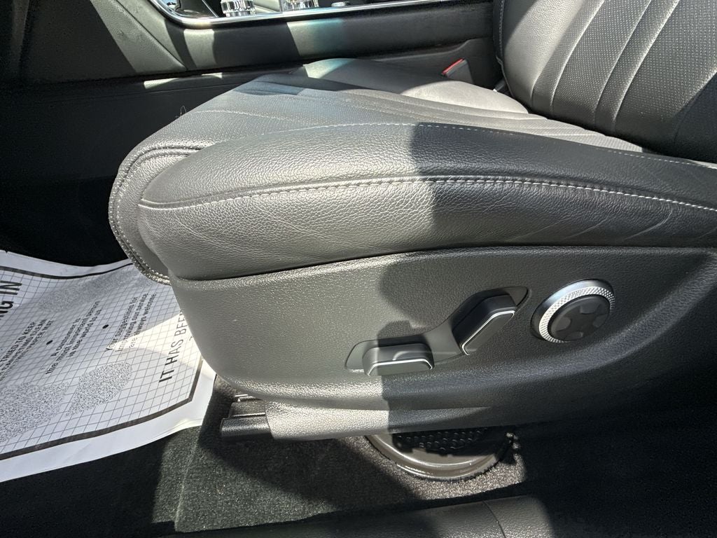 2025 Genesis GV80 2.5T