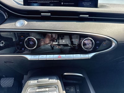 2023 Genesis GV70 2.5T