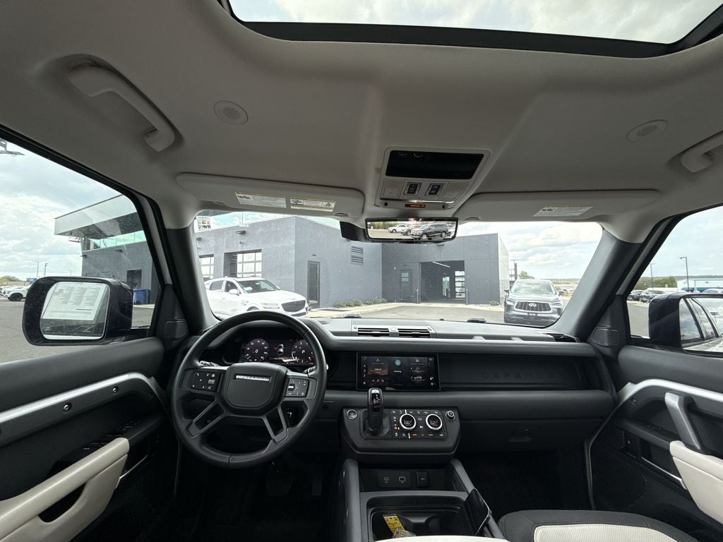 2024 Land Rover Defender 110 X-Dynamic SE