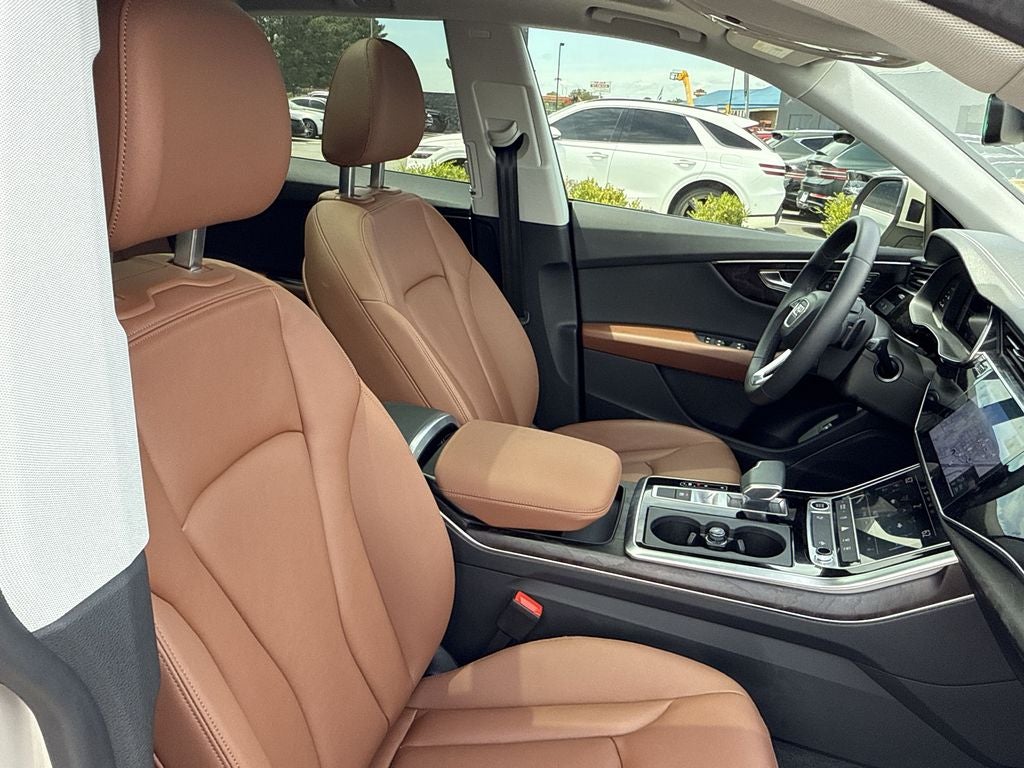 2023 Audi Q8 55 Premium quattro