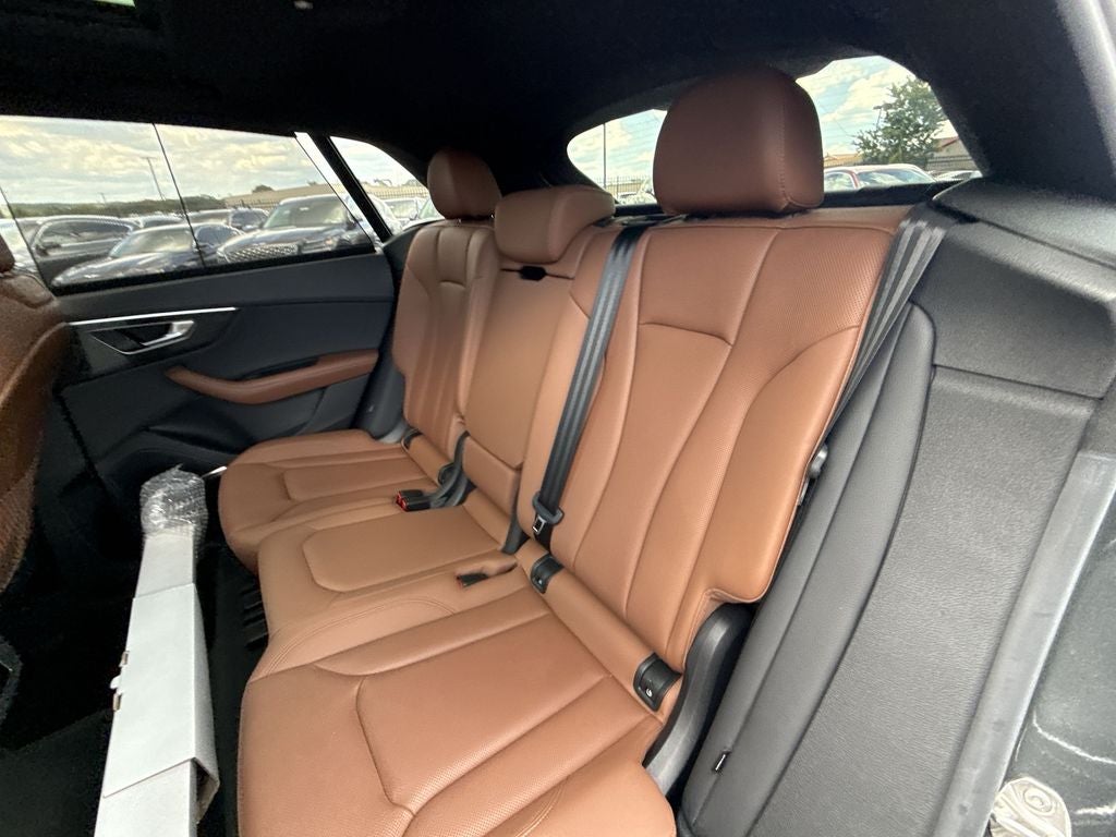2023 Audi Q8 55 Prestige quattro