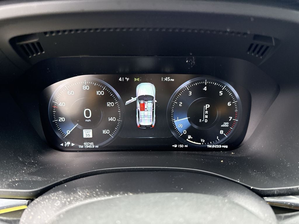 2021 Volvo XC60 T5 R-Design