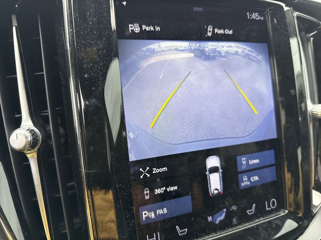 2021 Volvo XC60 T5 R-Design