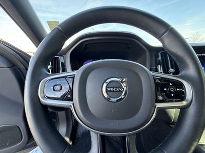 2022 Volvo XC60 Recharge Plug-In Hybrid T8 R-Design