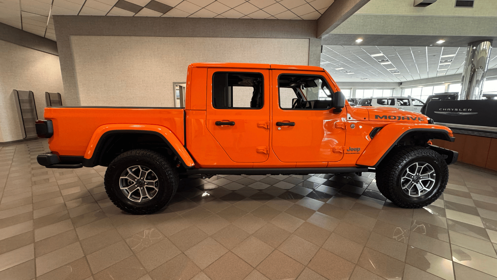 Side view of 2025 Jeep Gladiator in Benton, AR