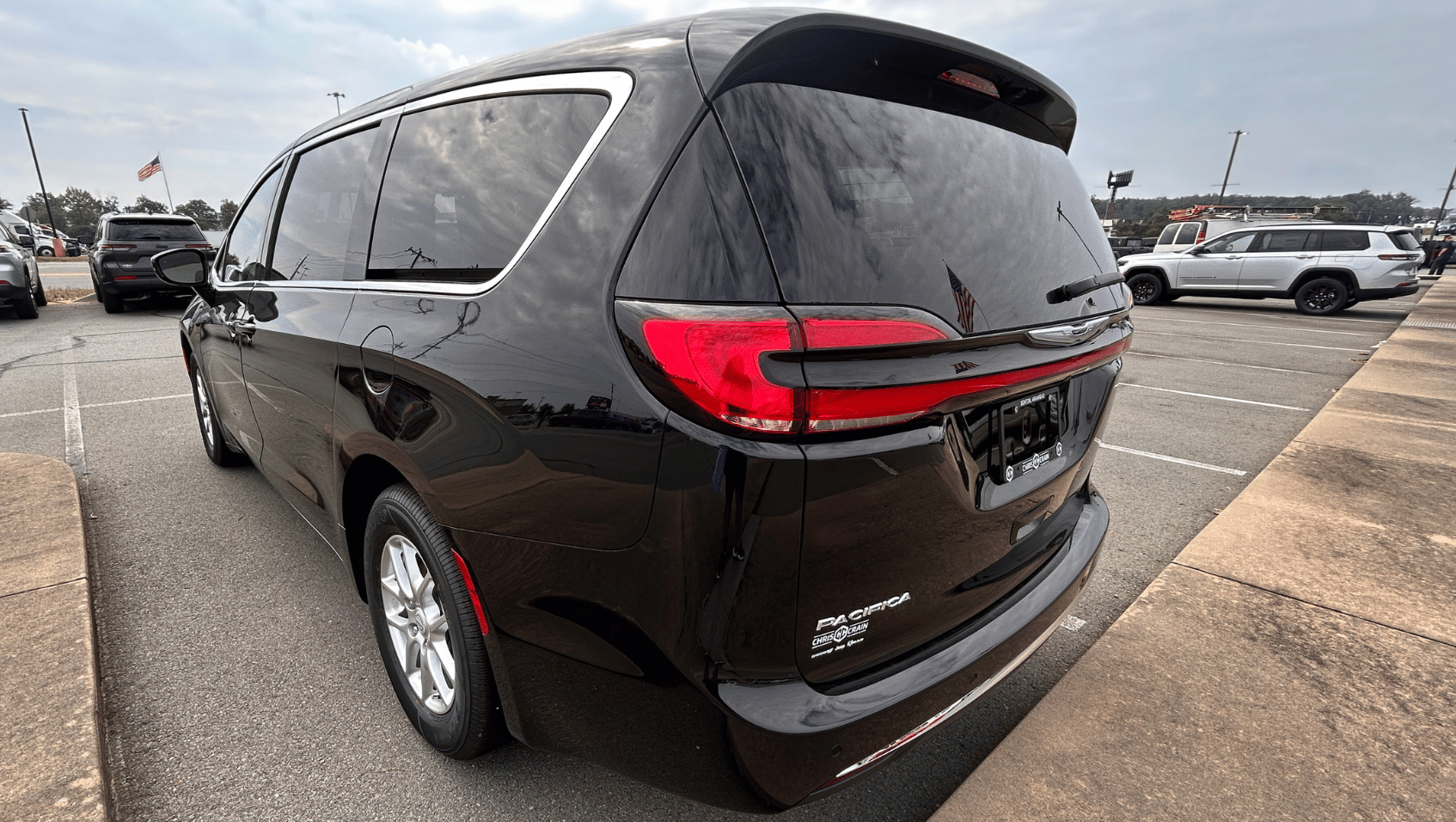 Back view of 2025 Chrysler Pacifica in Benton, AR